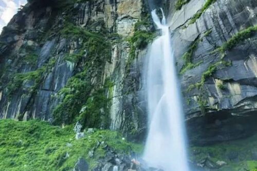 Jogini Waterfall Trek in Manali